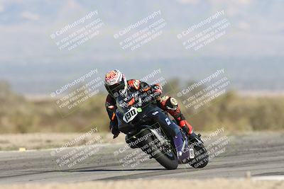 media/Dec-07-2025-CVMA (Sun) [[3e7d2de5dc]]/Race 8-Middleweight Shootout/